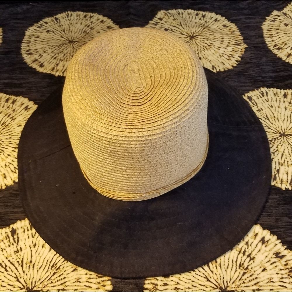9‎ WEST Black and Tan Straw Hat Size 24 inches